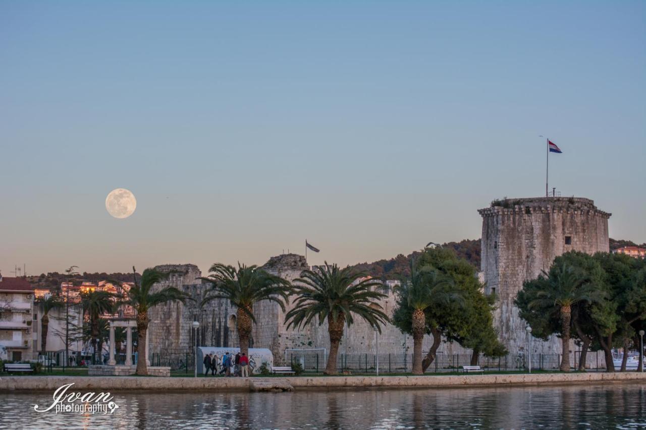 Villa Tonina Trogir Exteriör bild