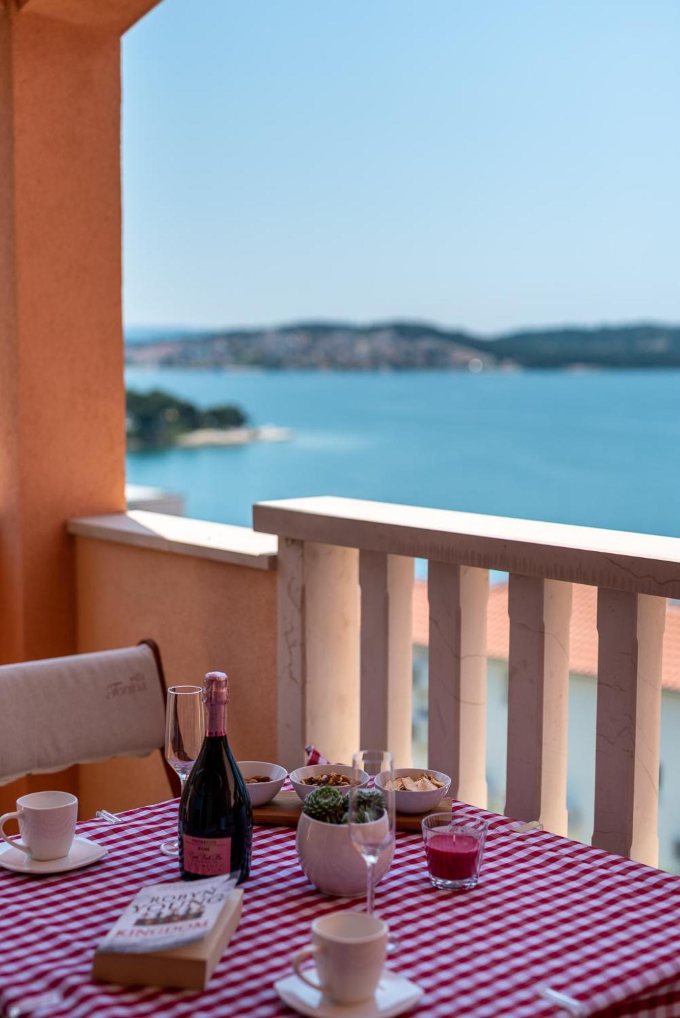 Villa Tonina Trogir Exteriör bild
