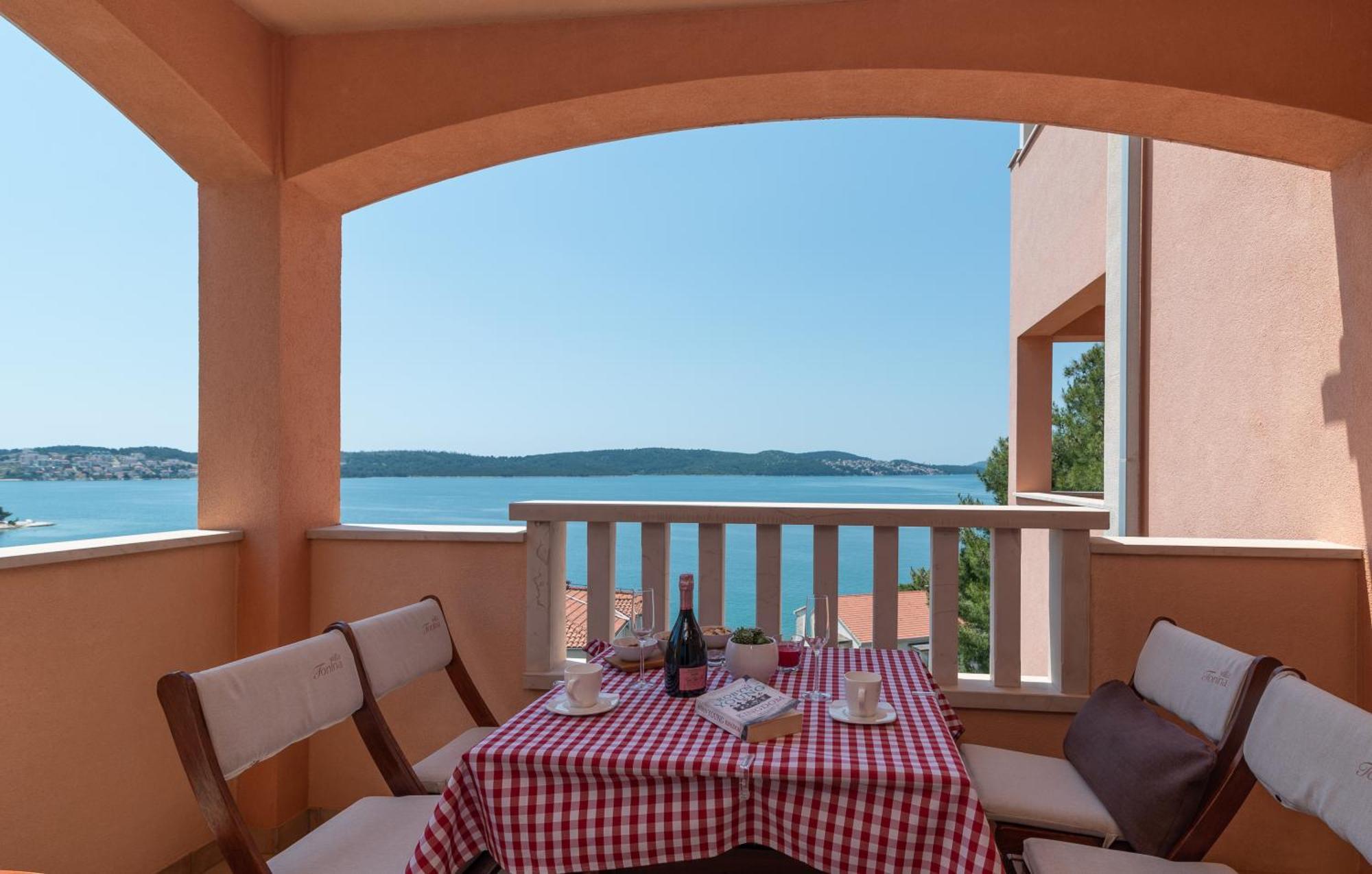 Villa Tonina Trogir Exteriör bild